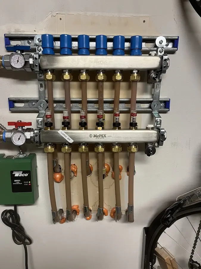 Plumber performing Sink Repair at a residential property in Othello