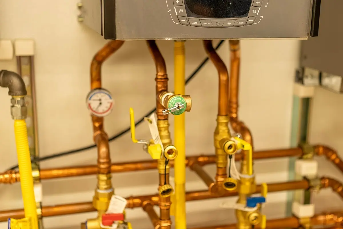 Licensed technician providing Slab Leak Repair for a homeowner in Othello